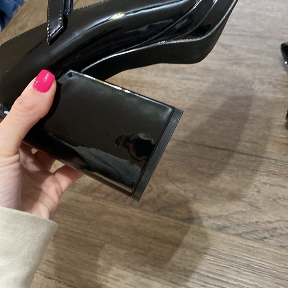 Steve Madden Nylo Mary Jane Pumps | Size 9 | Black - Picture 8 of 11